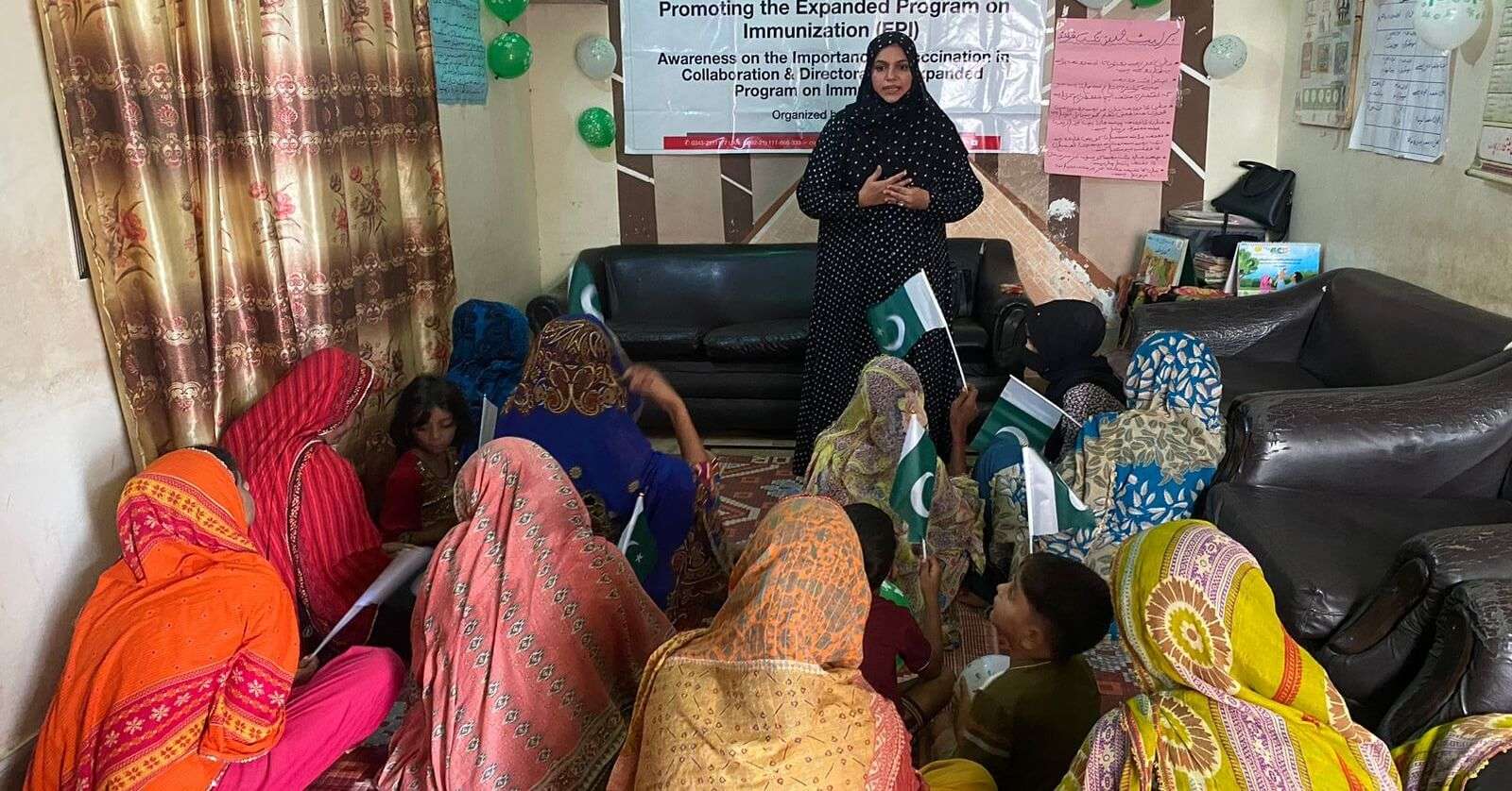 HANDS Pakistan has arranged awareness sessions on immunization (1)