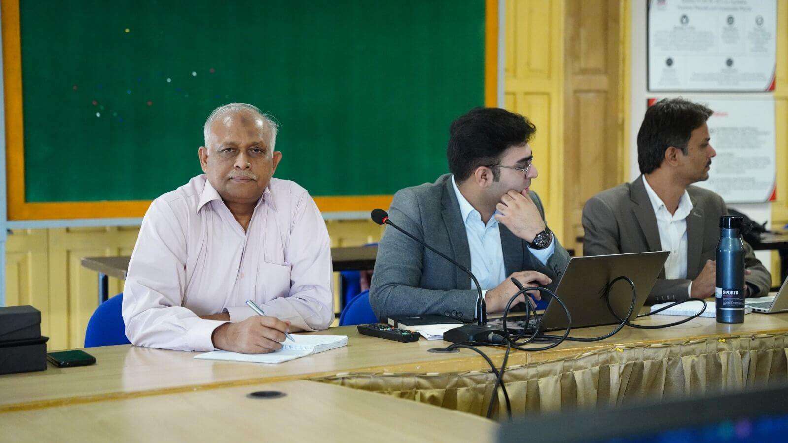 HANDS Foundation has organized a staff training and orientation session on the Sindh Government Solar Energy Project (SSEP), backed by the World Bank (4)