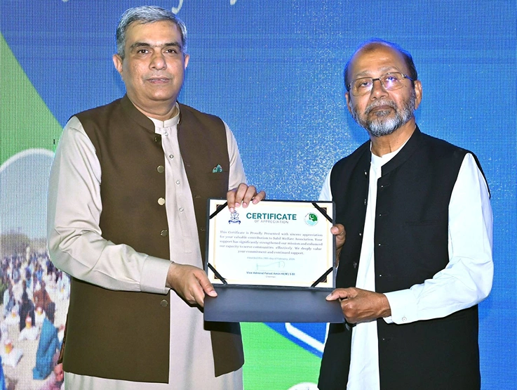 We are proud to share that HANDS Foundation has been acknowledged by Vice Admiral Faisal Amin HI (M), Commander Coast, for our collaborative partnership with Sahil Welfare Association. 4 1